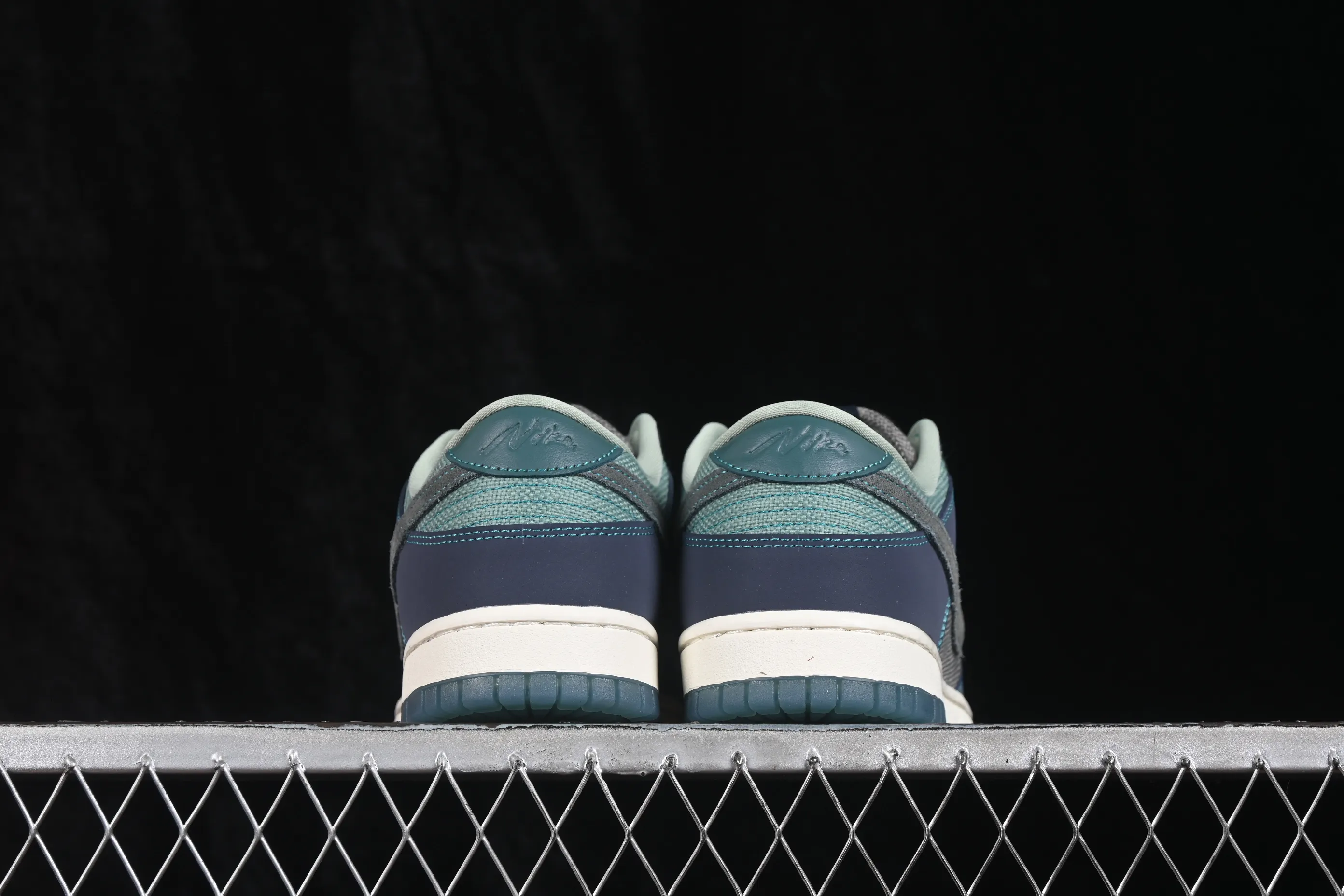 All categories Nk SB Dunk Series Nk SB Dunk Low High-end customized low-top sneakers Nike SB Dunk Low SB low-top casual sneakers IH1942-002